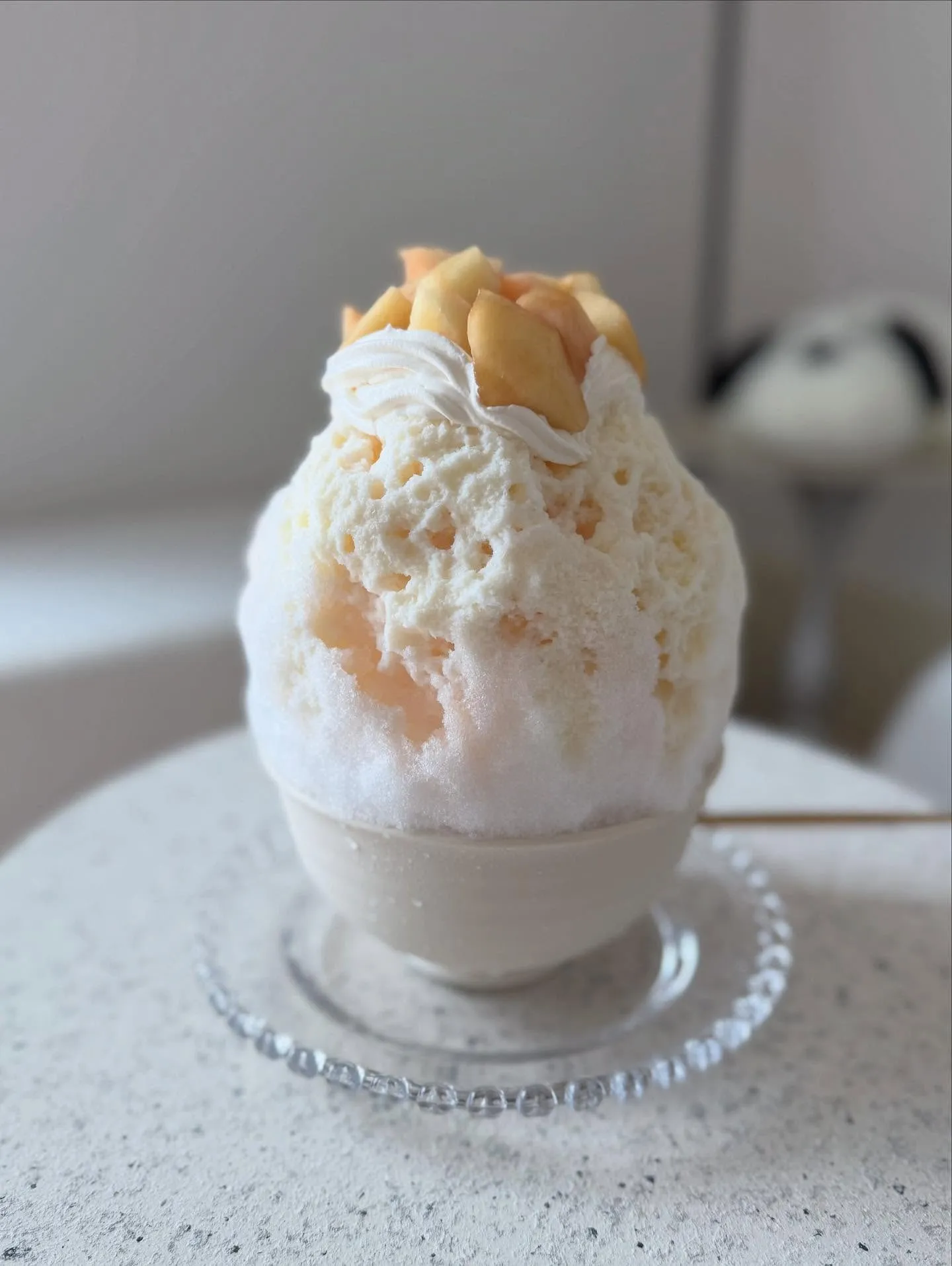 かき氷の種類に、今が旬の桃🍑を追加しました。