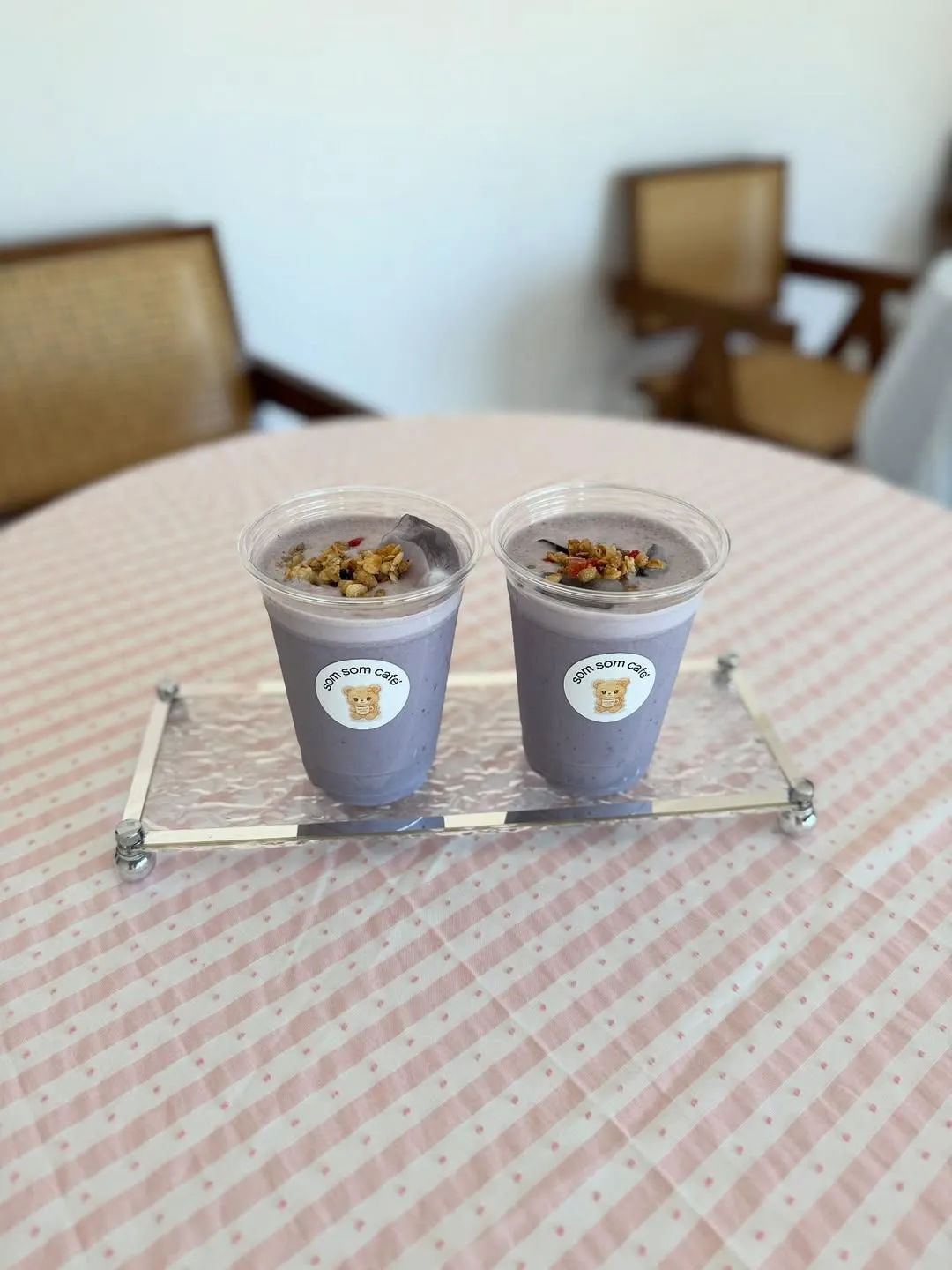 ソムソムカフェでは、食べるアサイーではなく『 飲むアサイー 』をご提供する予定です。